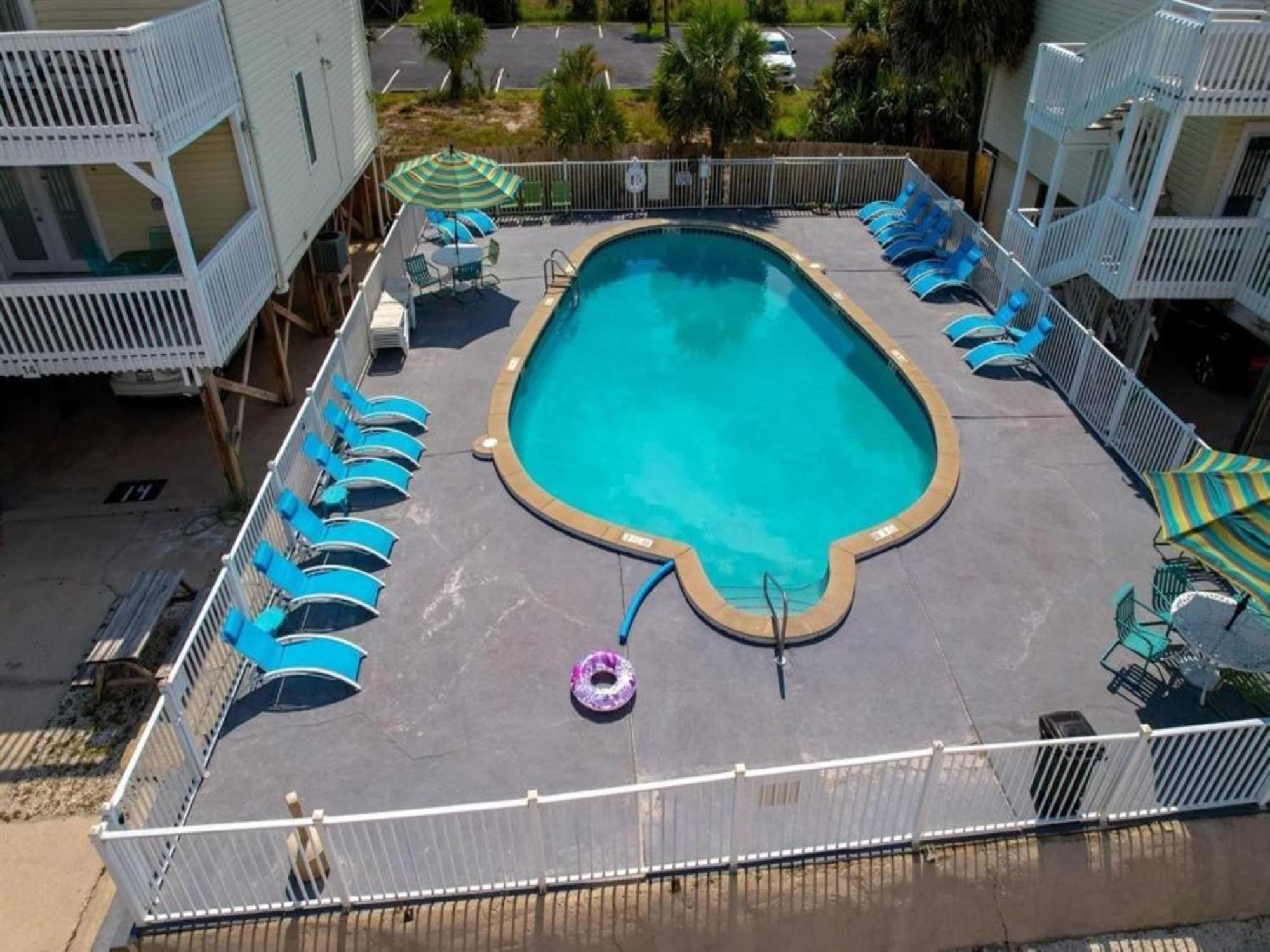 Cozy Condo Just Steps To The Beach, Unit 2 - Sleeps 4 Gulf Shores Exterior photo